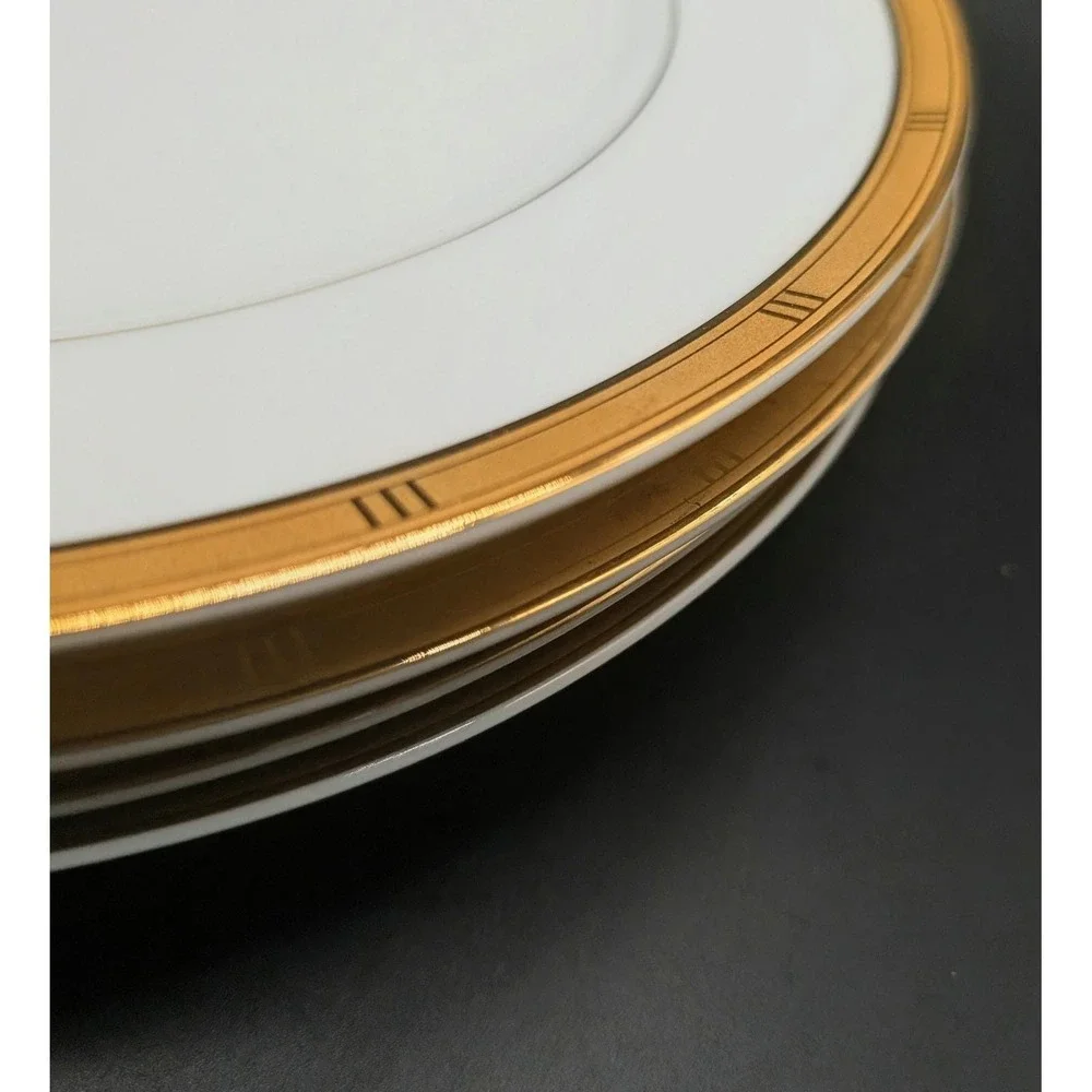 Bernardaud Limoges Roulette Gold Encrusted Dinner Plates Set of 4 France White‎
